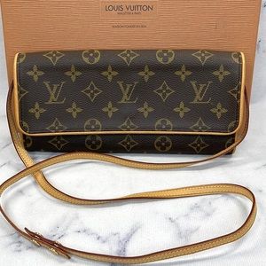 LOUIS VUITTON Monogram Pochette Twin GM